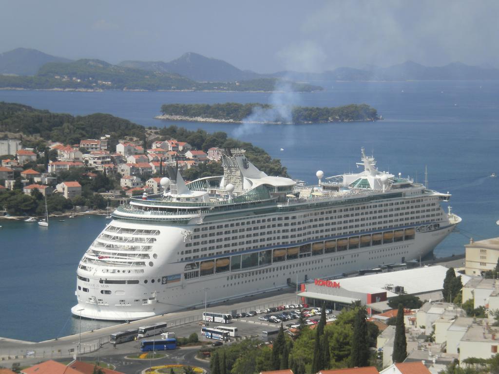 Rooms Anela With Large Common Tarrace And Beautiful Sea View Dubrovnik Phòng bức ảnh