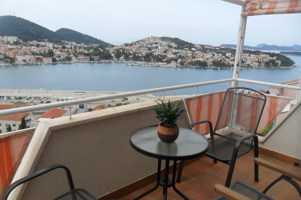 Rooms Anela With Large Common Tarrace And Beautiful Sea View Dubrovnik Phòng bức ảnh