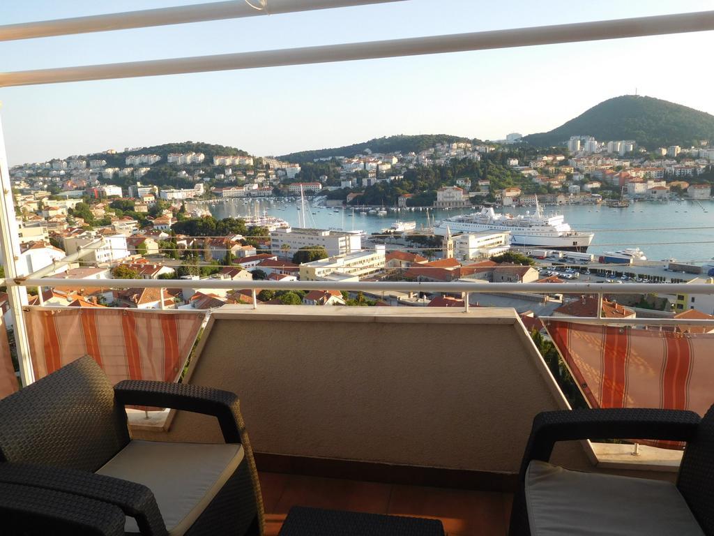 Rooms Anela With Large Common Tarrace And Beautiful Sea View Dubrovnik Ngoại thất bức ảnh